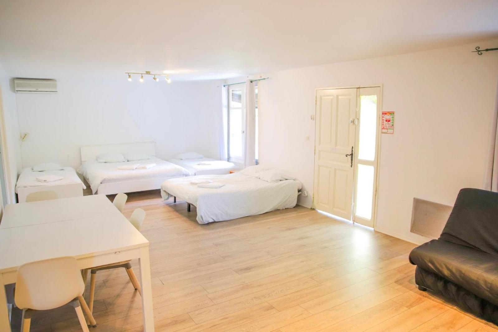Les Cabanes Parisiennes - Chalets 1H30 From Paris - 62P Sainte-Geneviève-des-Bois Zewnętrze zdjęcie
