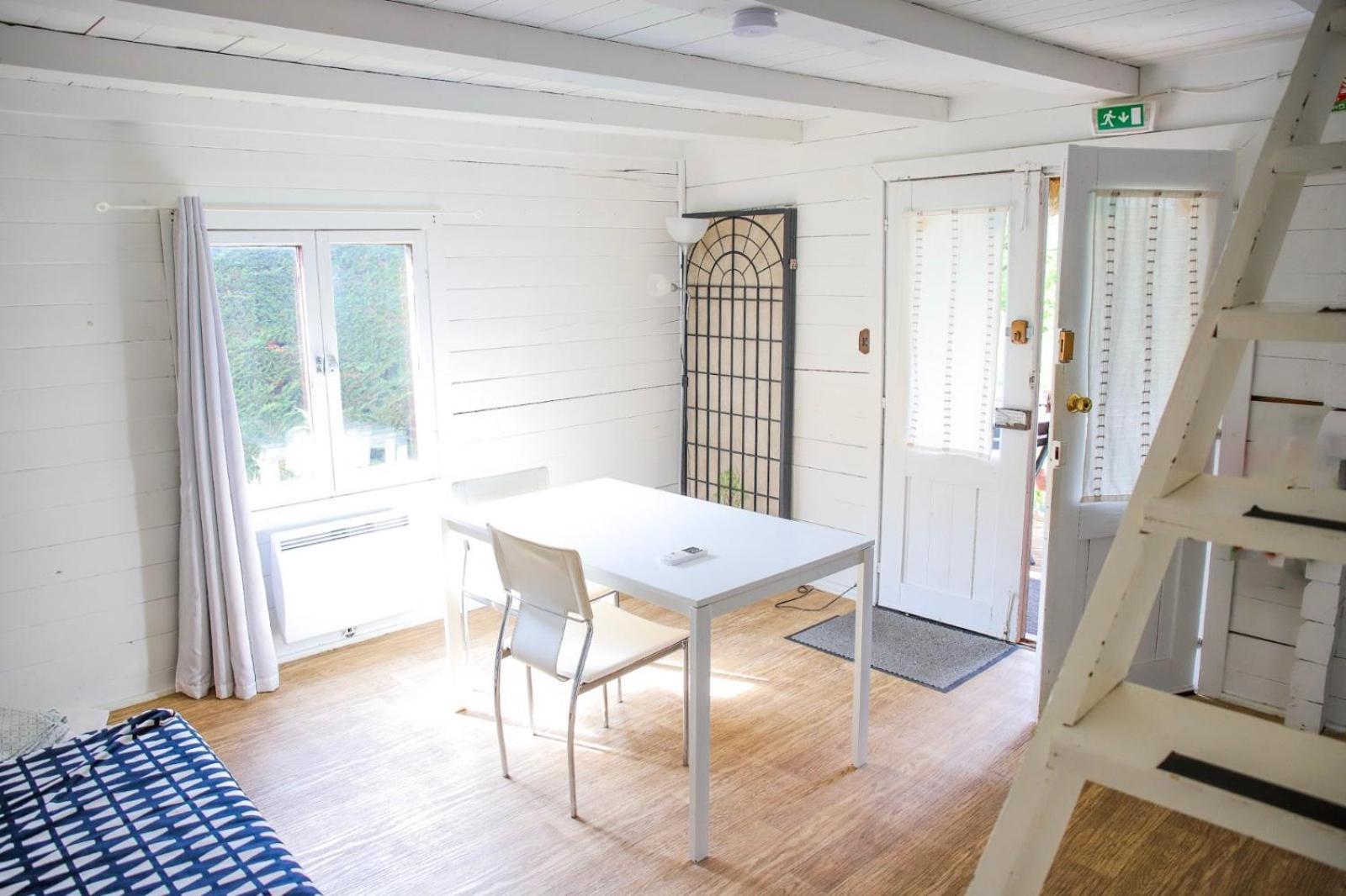Les Cabanes Parisiennes - Chalets 1H30 From Paris - 62P Sainte-Geneviève-des-Bois Zewnętrze zdjęcie