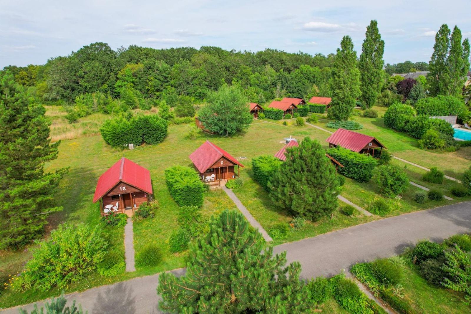 Les Cabanes Parisiennes - Chalets 1H30 From Paris - 62P Sainte-Geneviève-des-Bois Zewnętrze zdjęcie